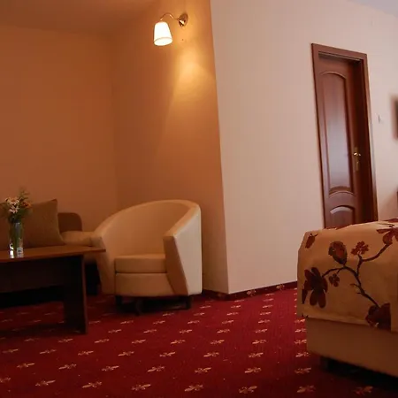Paltinis Otel Hunedoara